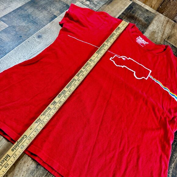 TRUKFIT Pink Floyd Parody T Shirt Womens 2XL Red with Dark Side Of Moon Rainbow - Picture 7 of 10